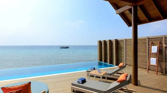 Emerald Faarufushi Resort & Spa